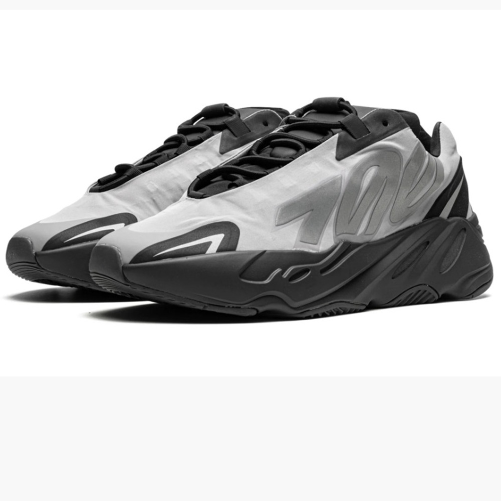 Yeezy Silver 700